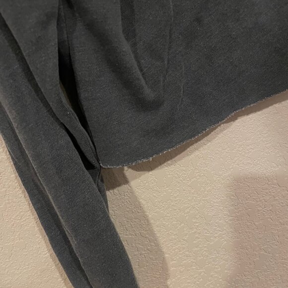 The Vinyl Icons Def Leppard T-Shirt XS Gray Distressed Washed Graphic Band Tee - Picture 4 of 9